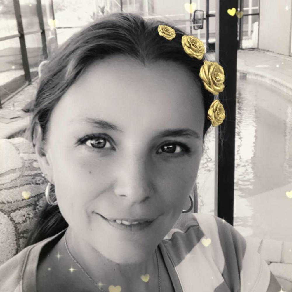 Meet your Posher, Stephanie